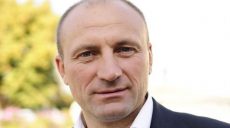 Мэр Черкасс пошел на открытый конфликт с Киевом из-за самостоятельного решения ослабить карантин