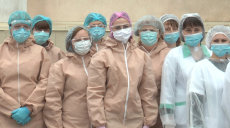 Харківським медикам, які лікують хворих коронавірусом, передали гуманітарну допомогу (відео)