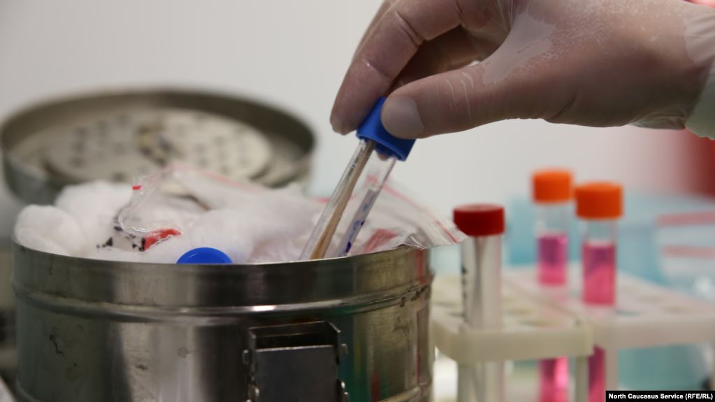 Масове тестування на антитіла до COVID-19 в Україні можуть почати вже наступного тижня – нарада в ОП