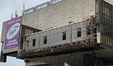 Реконструкция балкона на фасаде ХНАТОБа. Субъективно об актуальном