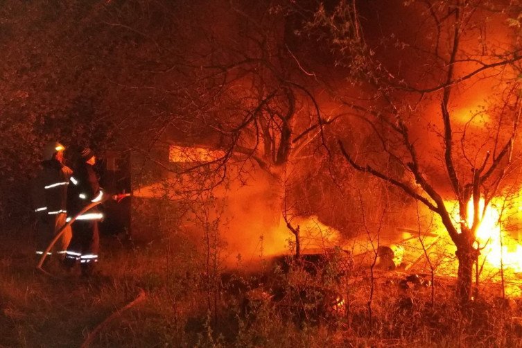 В Харьковской области выгорело 3 га растительности (фото)