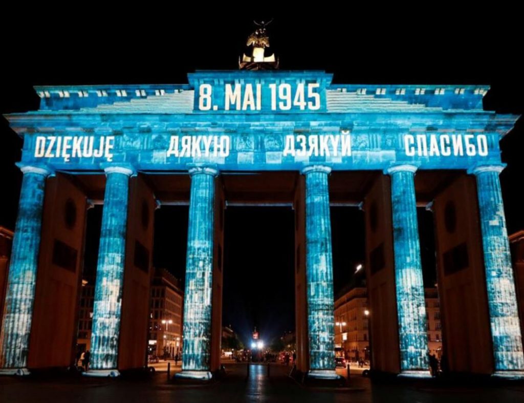 День Победы и памяти в Берлине отметили акцией благодарности (фото)