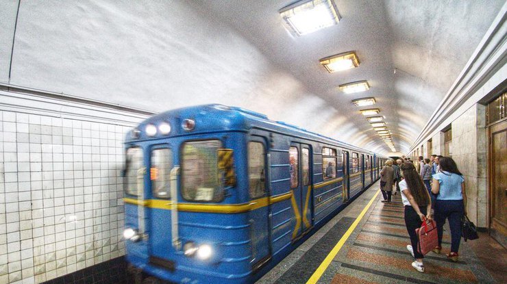 Кличко рассказал, когда откроют метро и заработает в обычном режиме наземный транспорт