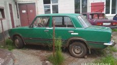 Поліція Харківщини затримала чоловіка, який викрав автівку