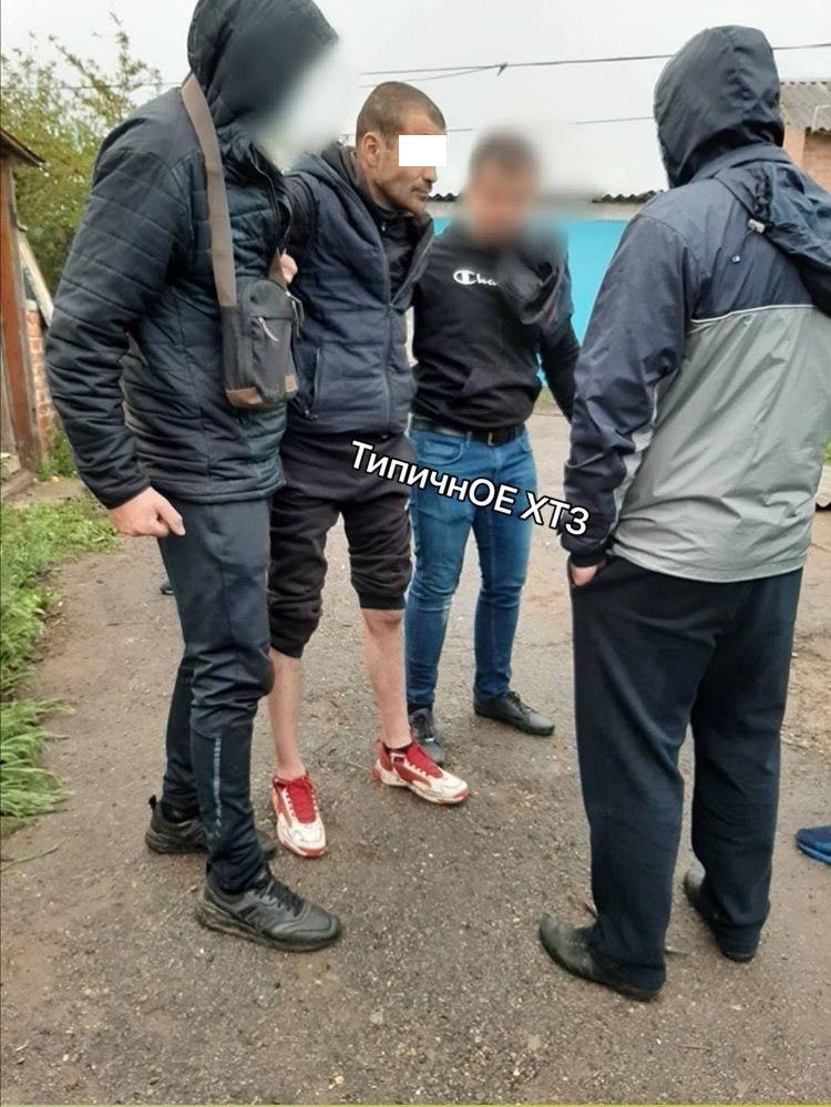 Подозреваемых в избиении 17-летнего парня на Харьковщине задержали — соцсети (фото)