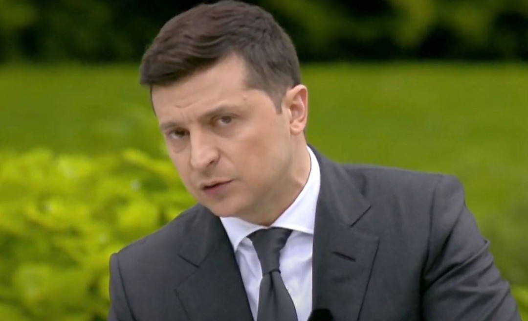 «В целом вопрос языка в Украине не стоит, он очень искусственный», — Владимир Зеленский