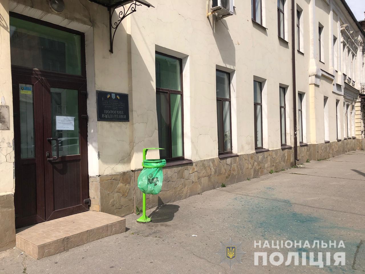 У Харкові поліцейські притягли до відповідальності трьох молодиків