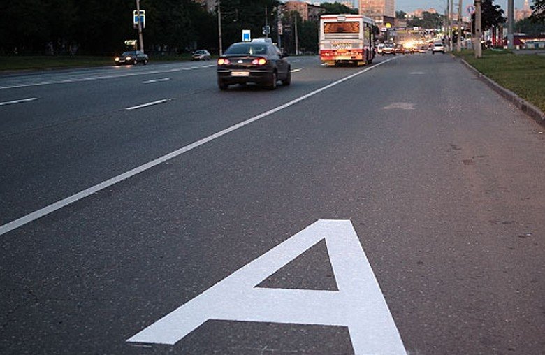 Петиция на сайте горсовета: Харькову нужны отдельные полосы для общественного транспорта