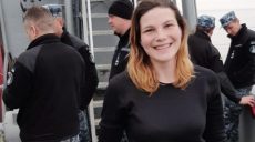 19-летняя девушка первой в ВСУ получила квалификацию водолаза