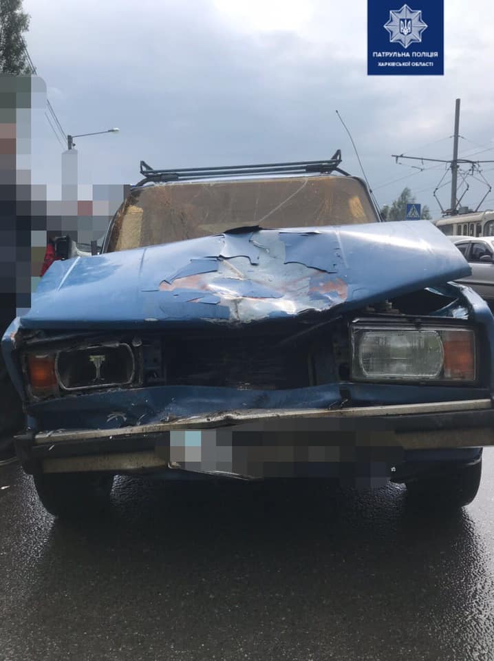 В Харькове травмированы пассажиры авто, попавших в ДТП (фото)