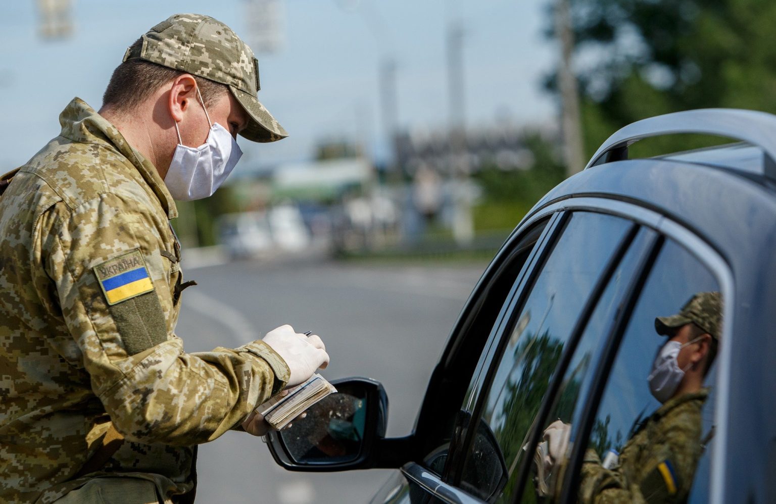 Временный запрет на въезд в Украину иностранцев отменен