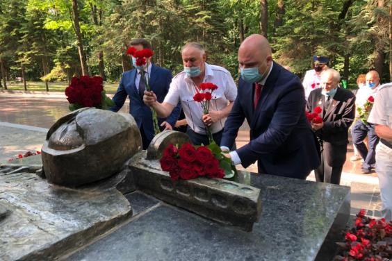 В Харьковской области почтили память жертв Второй мировой войны в Украине