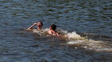 На Харьковщине проверяют качество воды возле пляжей