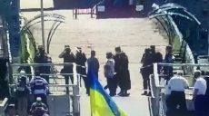Донбасс. На пунктах пропуска — очереди и часовые перерывы