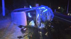 Под Харьковом перевернулся автомобиль под управлением 18-летней девушки (фото)
