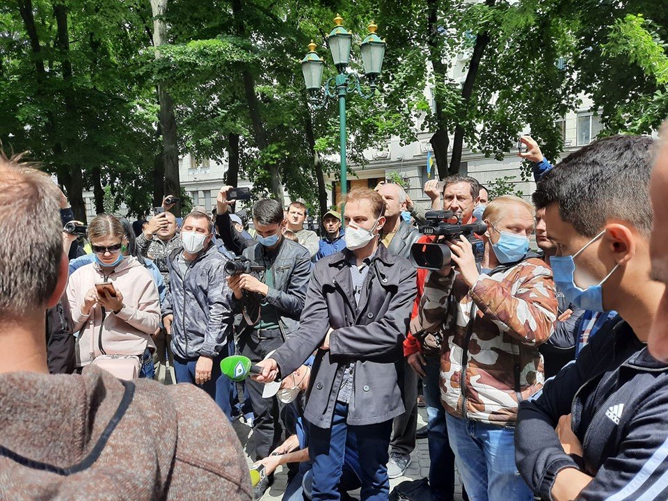 В Харькове активисты протестуют возле здания обуправления полиции