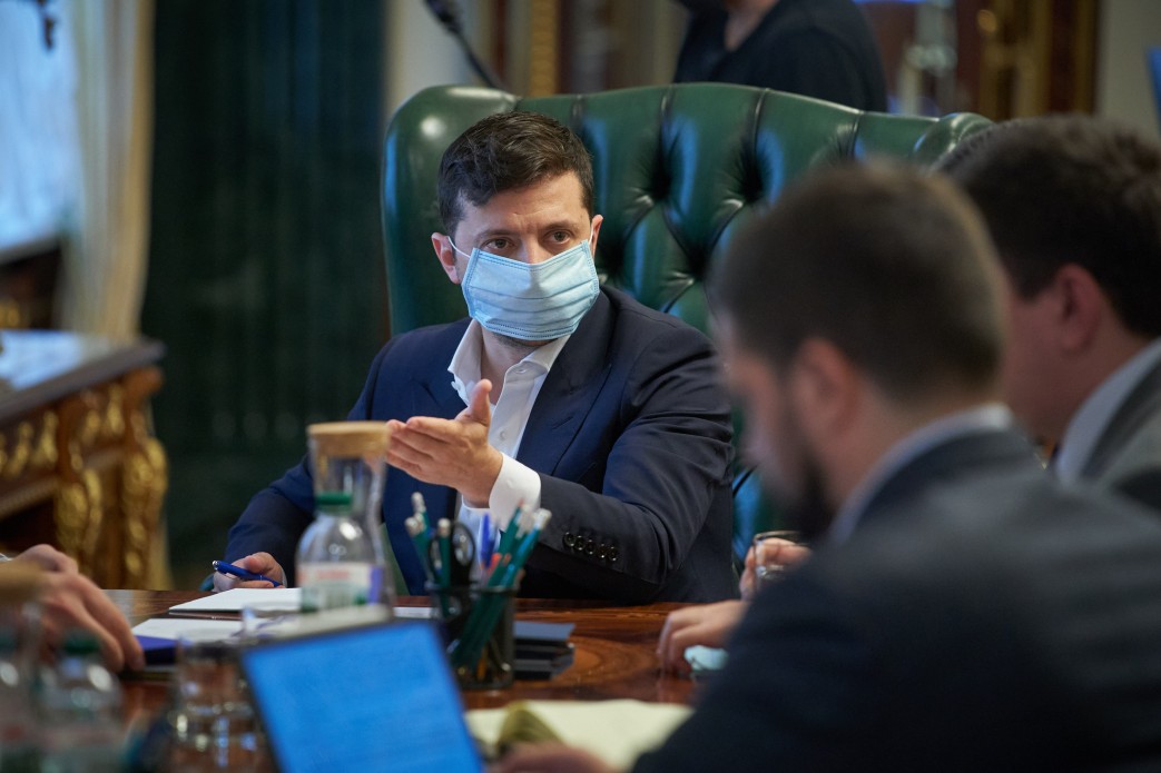 Правительство обеспокоено массовым несоблюдением правил карантина после его смягчения