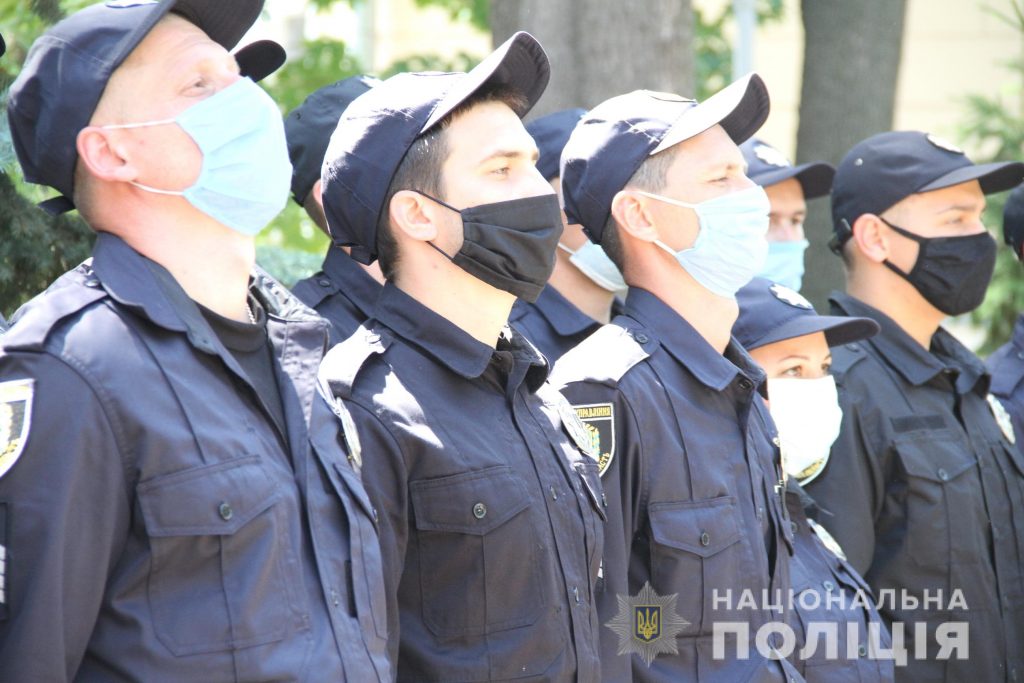 Территориальные отделы полиции Харьковщины пополнились новыми кадрами
