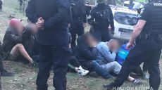 Полиция ищет пострадавших от организации «Потон», которая подозревается в «рэкете»