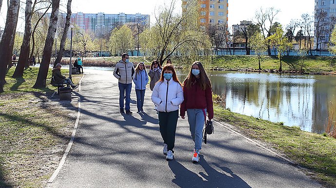 Карантин в Украине будут ослаблять дальше. Что можно делать с 5 июня — решение правительства