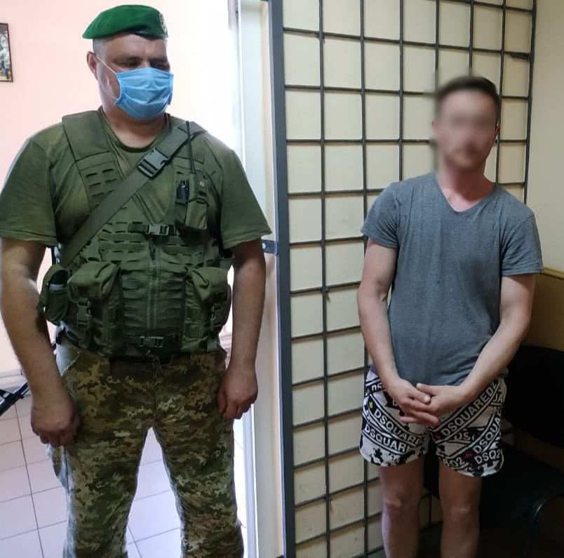 На Харьковщине пограничники задержали гражданина, который находился в розыске