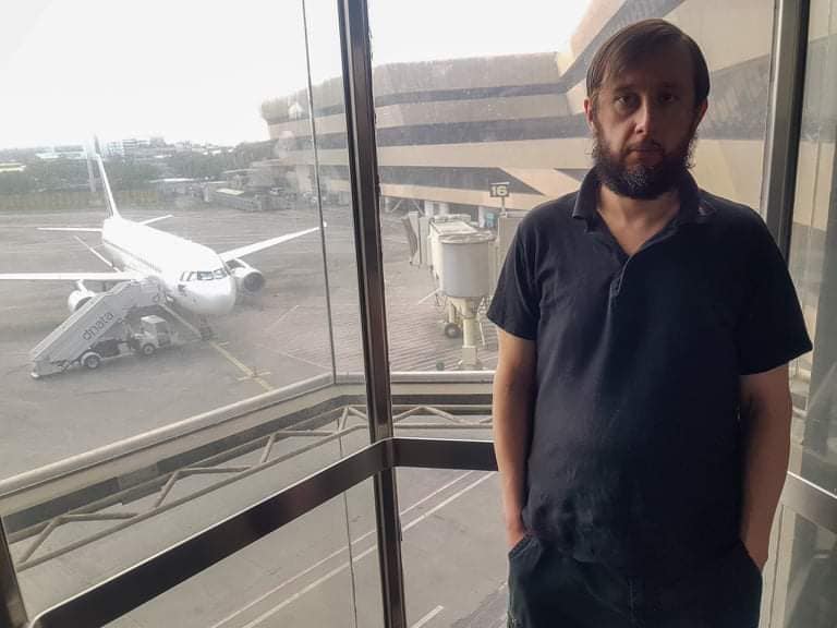 Эстонец более ста дней прожил в аэропорту столицы Филиппин из-за карантина (фото)
