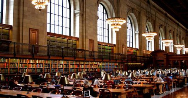 Библиотека Короленко возобновила обслуживание читателей по летнему графику