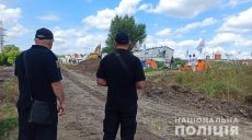 Палатки митингующих против новой дороги в Харькове снесли (фото)