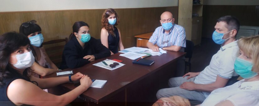 Специалисты Гоструда провели профилактическую беседу с сотрудниками областного радиационного диспансера