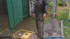 Ночная стихия в Харькове разрушила дороги и тротуары