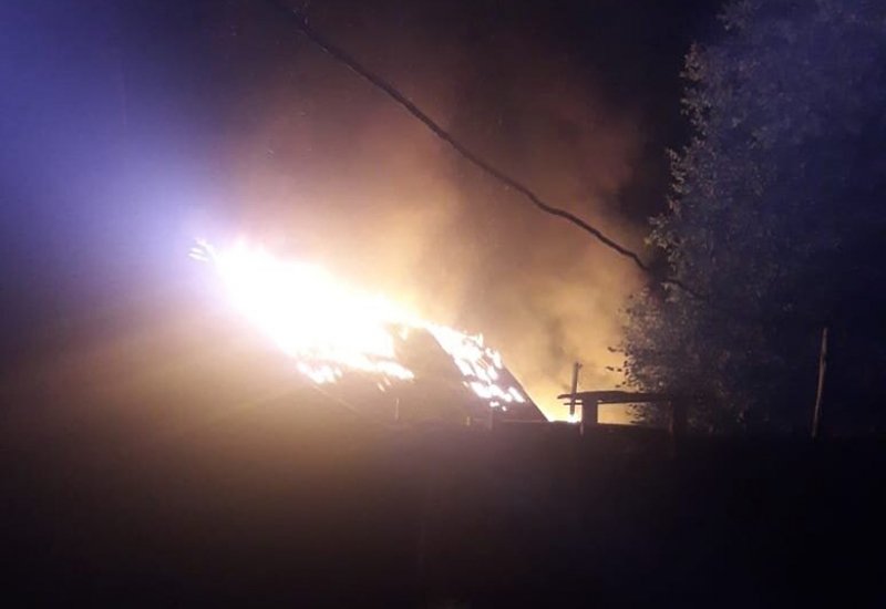 Курсанты Нацгвардии ликвидировали пожар на дачах (фото)