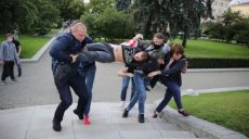 Белорусы вышли на протесты из-за отказа регистрировать независимых кандидатов в президенты