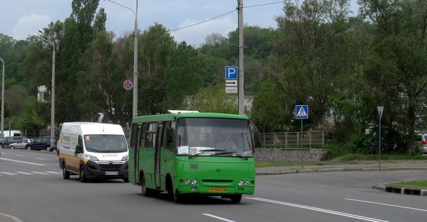 Автобусы №212э и 266э на месяц изменят маршруты