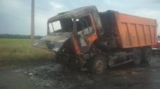 На Харківщині загасили вантажівку та врятували 12 т зерна (фото)