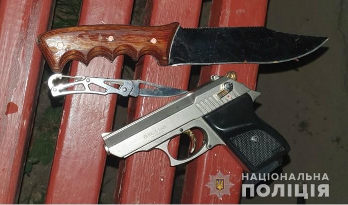 Харьковчанин пытался застрелить себя и полицейских