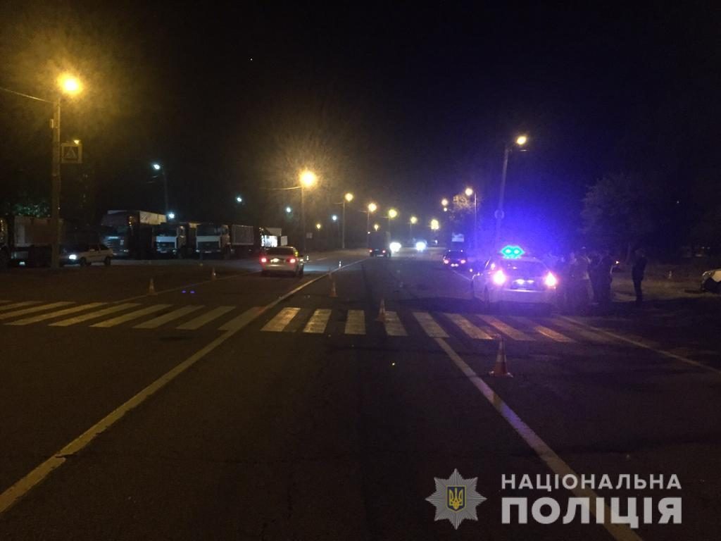 В Харькове 18-летний парень на Volkswagen Passat насмерть сбил пешехода и скрылся с места ДТП (фото)