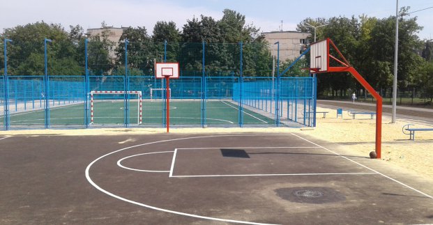 Новый школьный стадион откроют в Немышлянском районе