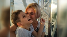 Харківські волонтери зробили ремонт родині з паліативною дитиною (відео)