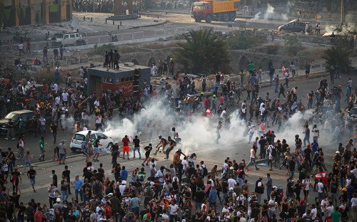 На антиправительственных протестах в Бейруте пострадали несколько сотен человек