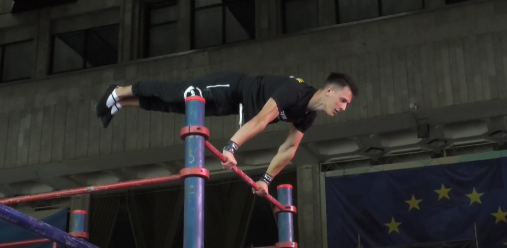 Чемпіонат України зі «Street Workout»: у Харкові змагалися атлети з різних міст (відео)