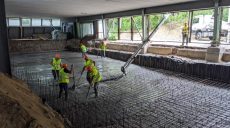 Зеленский обещает в 2021 году начать строительство школьных бассейнов
