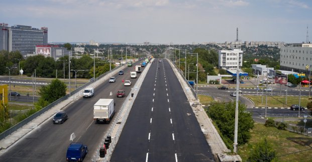 20 августа откроют движение на второй части Коммунального моста