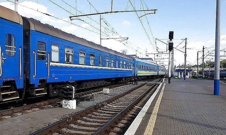В управлении Украинской ЖД назвали города, где не будут останавливаться поезда