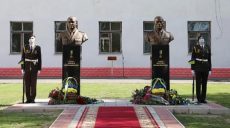 В Харькове открыли памятники Героям Украины Сергею Колодию и Александру Лавренко