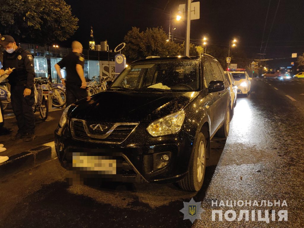 В Харькове мужчина угнал автомобиль (фото)