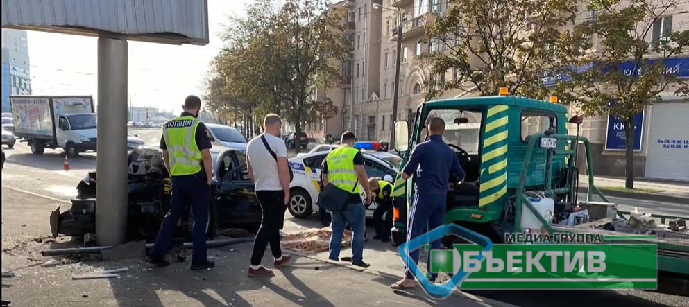 Залишилась малолітня донька: подробиці смертельної ДТП у Харкові (відео)