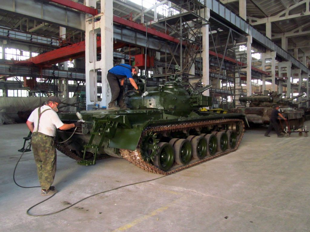 Харьковский бронетанковый завод готовится выполнить заказ Минобороны на 136 млн грн