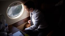Зеленский с вертолета осмотрел дороги Харьковщины