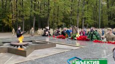 У Харкові прощаються з загиблим в авіакатастрофі курсантом (відео)