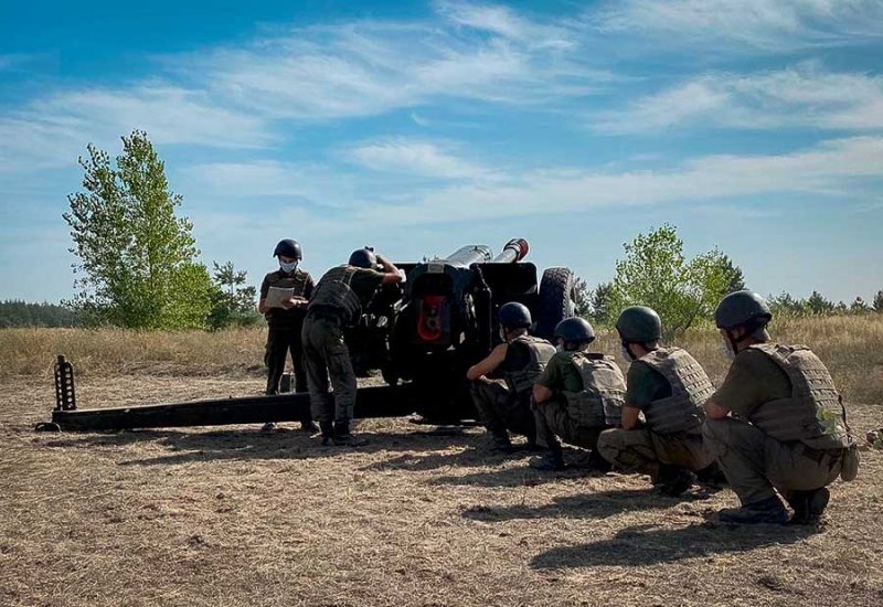 Харьковские нацгвардейцы выехали на стрельбы (фото)